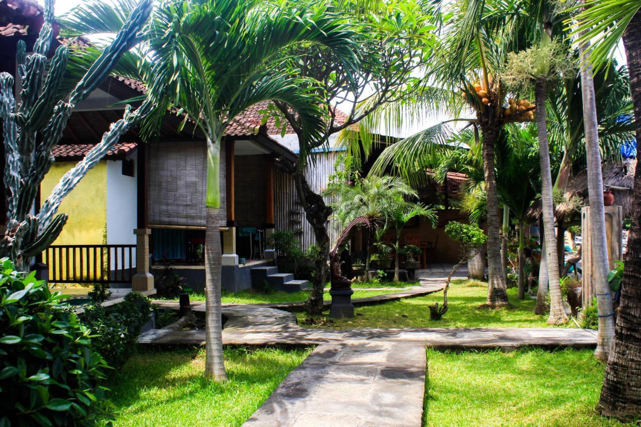 Coconut Beach Bungalows & Warung Amed Kültér fotó