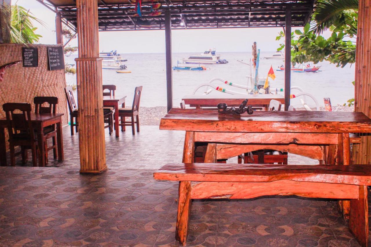 Coconut Beach Bungalows & Warung Amed Kültér fotó