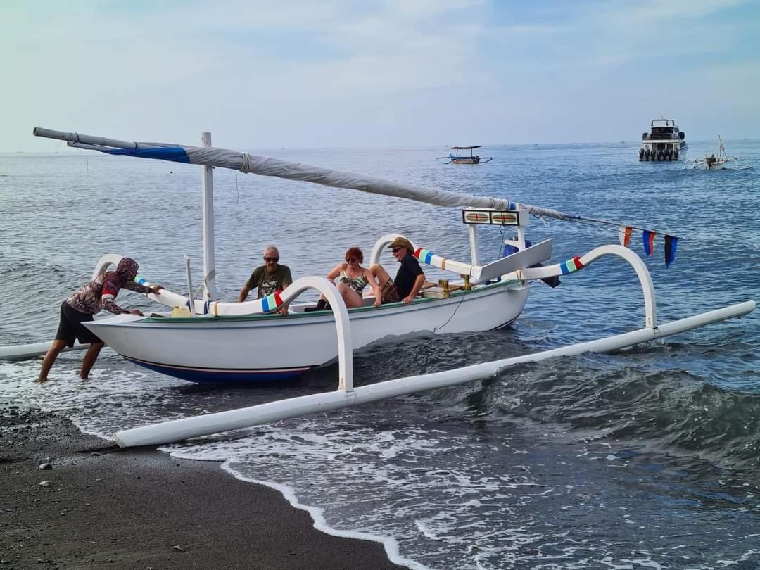 Coconut Beach Bungalows & Warung Amed Kültér fotó