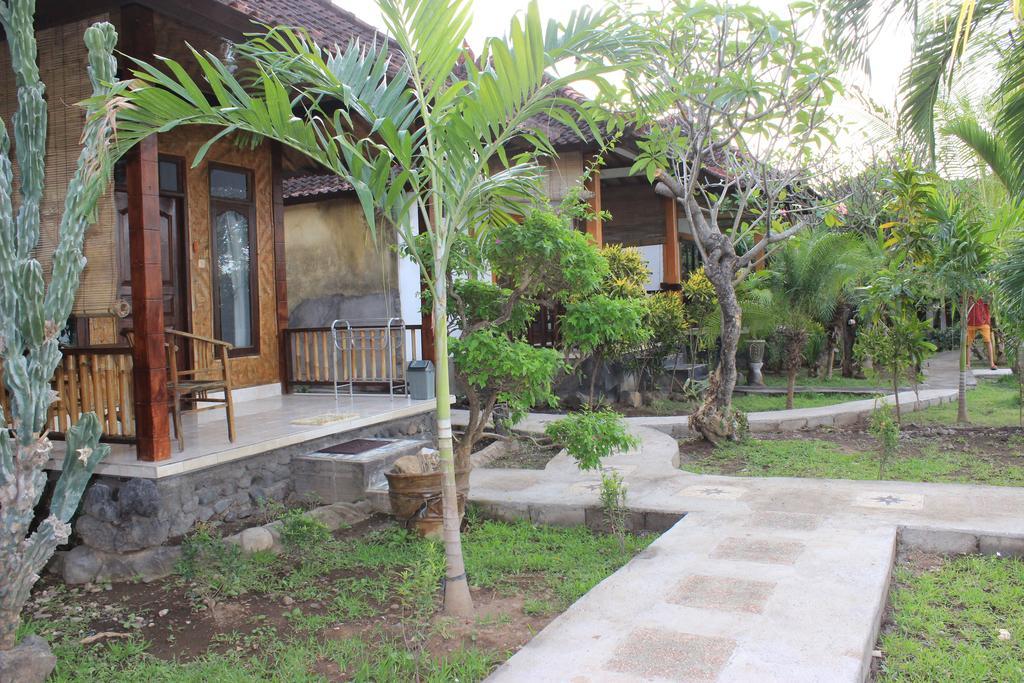 Coconut Beach Bungalows & Warung Amed Kültér fotó